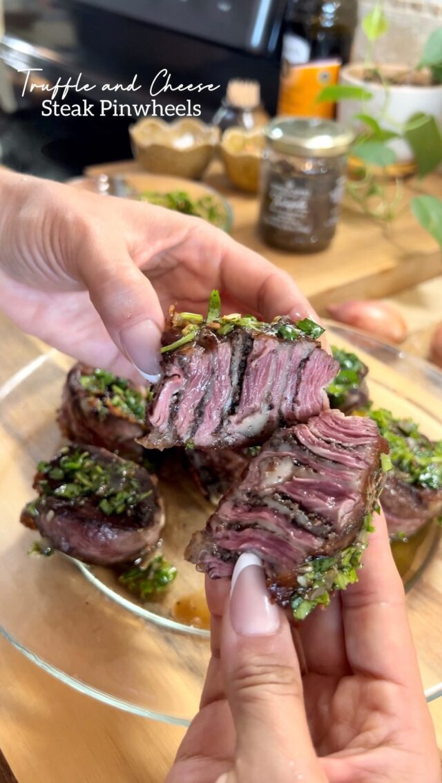 Truffle & cheese steak pinwheels on the stovetop 🍄‍🟫🧀🥩
Skirt steak stuffed with truffle tartufata and provolone, topped with a gremolata 😘🤌🏽

🐂 Kauai grass fed, dry aged beef from @ranchersdaughtersreserve 

Ingredients:
Skirt steak 
Truffle tartufata @borgodemedici 
Sliced provolone or mozzarella cheese
Avocado oil or neutral oil for cooking

Gremolata:
1 Shallot
2 garlic cloves minced
Chopped parsley 
Olive oil 
Salt and pepper to taste

•Assemble the pinwheels and tie with kitchen twine. Pinwheels should be 1 inch to 1.5 inch thickness.
•On medium high heat sear each side for two minutes to form a crust. Lower heat to medium low and cover for 5 to 8 minutes, depending on your preference. 5 minutes for medium rare.
•Remove from pan and let rest for 10 minutes. 
•For the gremolata: saute shallots and garlic in the same pan and mix with chopped parsley, olive oil, salt, and pepper.

❤️ SAVE this for later and follow me for more recipes like this!

#skirtsteak #steakpinwheels #easyrecipe #cooking #homemade #foodinstagram  #asmrcooking #highproteinmeals #healthydinnerideas #healthyfood #feedfeed @thefeedfeed